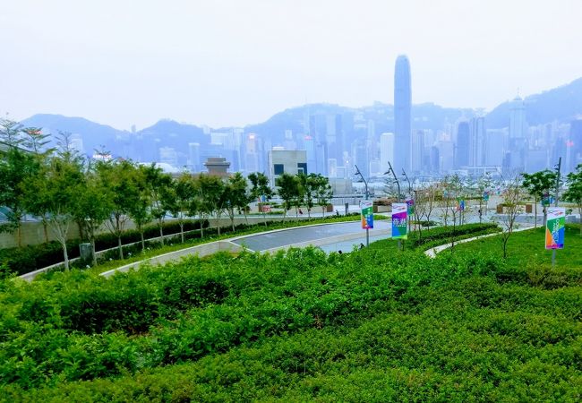 香港島も展望できる屋上