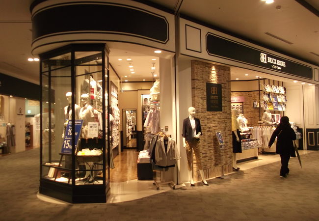 Brick House By Tokyo Shirts イオンモール幕張新都心店 クチコミ アクセス 営業時間 幕張 フォートラベル