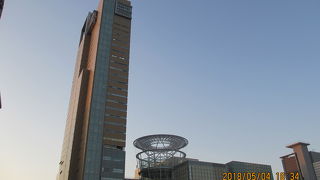 海から見ると目立つ