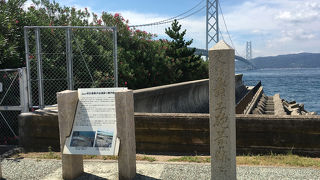 交通の要衝を見守る砲台跡。