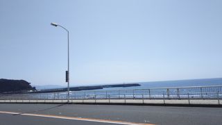 江の島海水浴場の近く