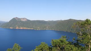 日本一の透明度と摩周ブルーを誇る湖