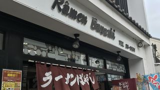 やはり外人が多い