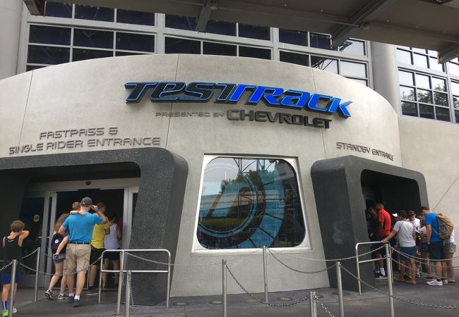 テスト トラック クチコミ アクセス 営業時間 オーランド フォートラベル