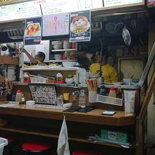 良い感じの店内
