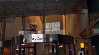 1階の入り口はわりと地味