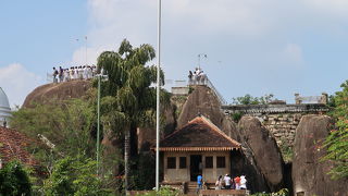 聖地アヌラーダプラ