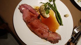 37 Roast Beef　旨いです。