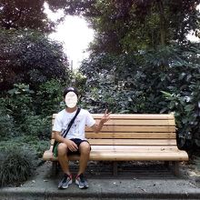 記念撮影をしていたベンチで再度撮影