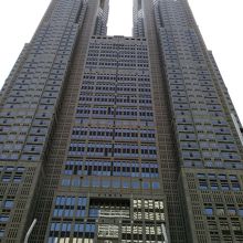 立派な都庁舎の建物