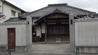 たんぼとけが有名なお寺