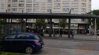 南駅の西側には大きなバスターミナルがありました。