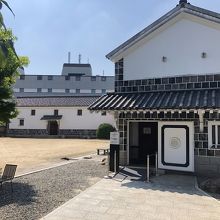 東洋館の出口