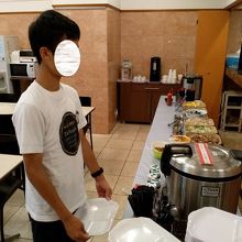 孫も並んで好きなものを選んでいます