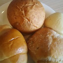 パンは5種類くらいありました