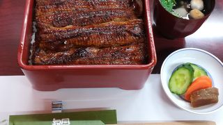 新勝寺横の人気店