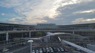 綺麗で落ち着いた雰囲気のターミナル