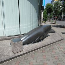 やや後方からの様子