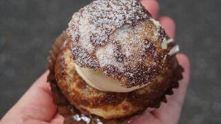 シュークリームをテイクアウト