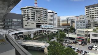 可愛いモノレール