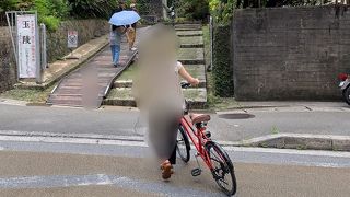 赤い自転車