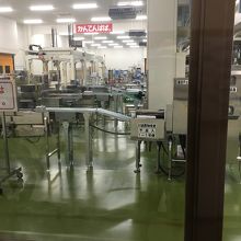 敷地内工場の見学コースです。