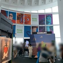 バズ越しの東京ビュー