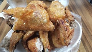 いつも人気の激安チキンやさん