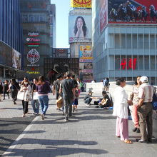 戎橋からの心斎橋筋商店街