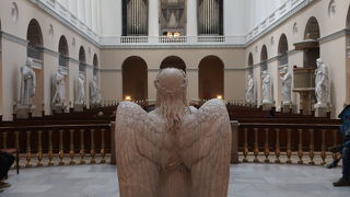 パイプオルガンの演奏中でした ♪