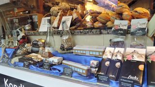 ツェルマットに数店舗あるパン屋さん