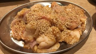 和牛焼肉大衆酒場 ホルモン博多春吉のじゃん横