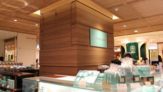 紅茶ならフォートナムメイソン