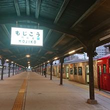 門司港駅プラットホーム