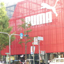 プーマストア大阪