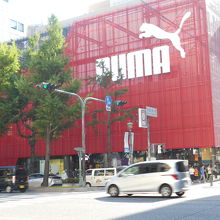 プーマストア大阪