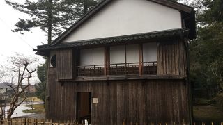 明治維新に関する重要な建物。