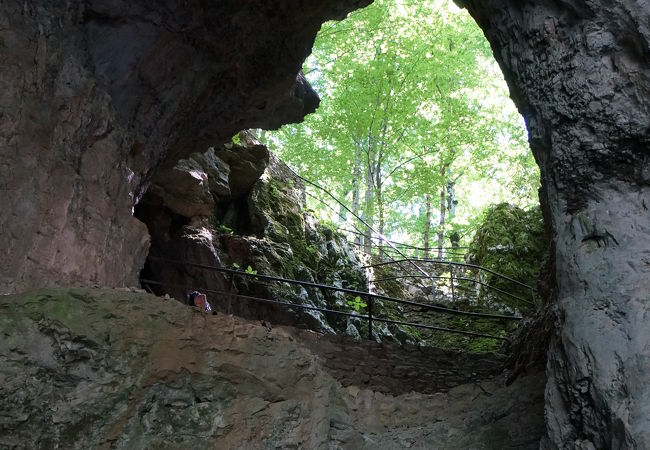 プリトヴィッツェ湖群国立公園にある洞窟