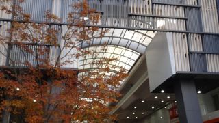 大きなアーケード