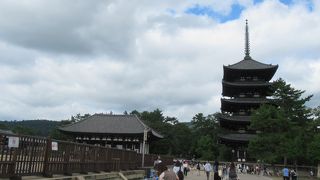 境内は自由に散策できる