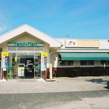 尾張一宮パーキングエリア、建物。