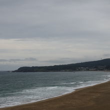 延々と砂浜が続きます