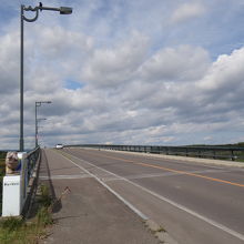 紋別方面へ続く橋