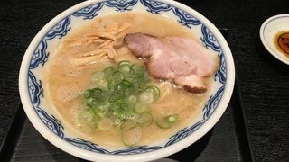 博多ラーメンと水餃子が美味しい！