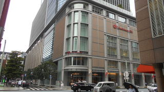 高島屋日本橋店に専門店街の新館が出来、高級感が高まった。