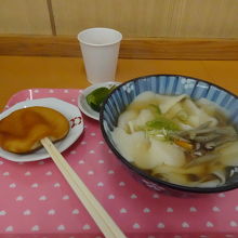 郷土料理の串もちとひっつみ