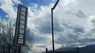 昼間よりも夜間がお薦めな銀河鉄道展望公園。