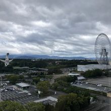 太陽の塔が見える側の部屋