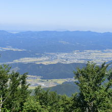 八海山より佐渡島を望む