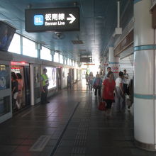 忠孝復興駅